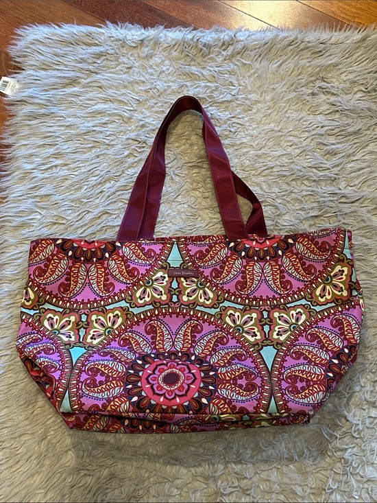 Vera Bradley Handbags - Vera Bradley Resort Medallion Paisley Print Tote in Pink and Burgundy